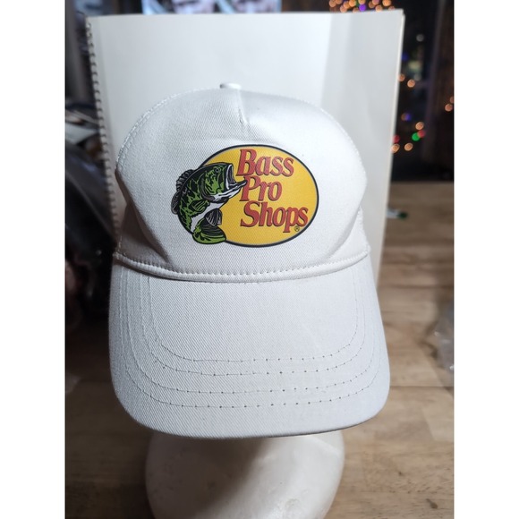 Bass Pro Shops Outdoor Fishing Trucker Hat Mesh Cap Adjustable SnapBack White - Picture 1 of 5